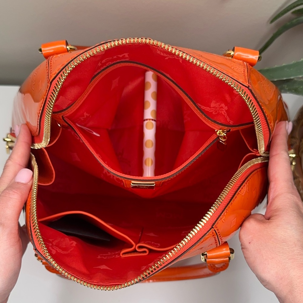 MCM Ivana Patent Leather Large Bowler Bag Orange Printed Logo Y2k Pristine - Picture 7 of 13